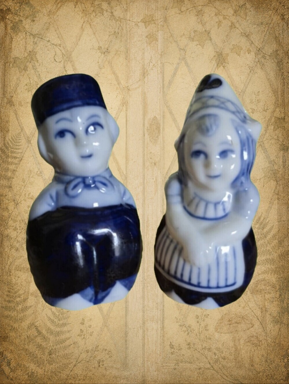 Delft Blue Salt & Pepper Shakers